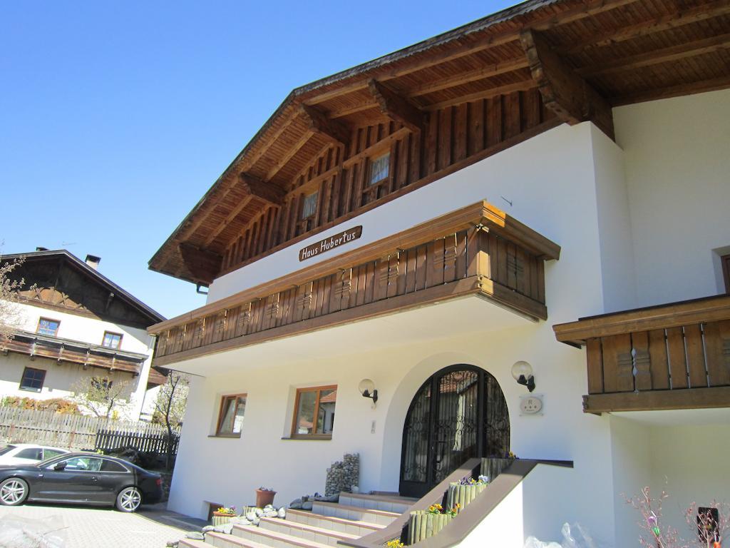 Aparthotel Garni Haus Hubertus Malles Venosta Cameră foto